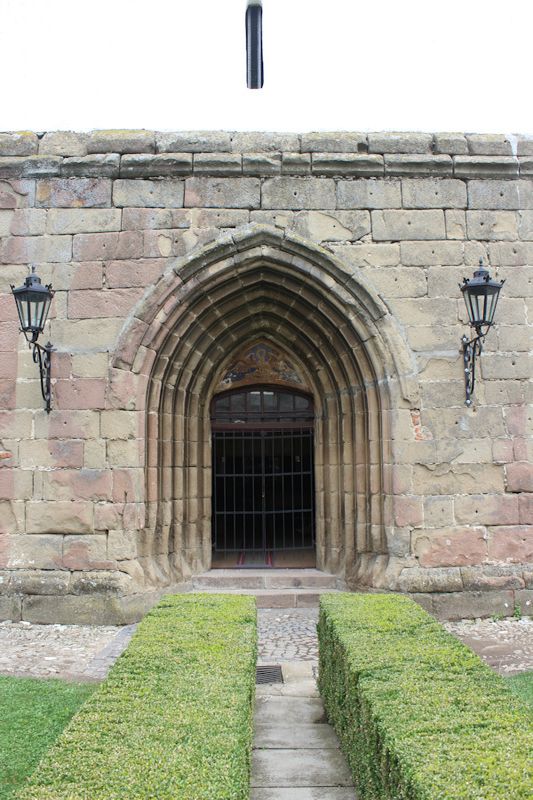 Eingang zur Kirche innenbereich der Kirchenburg in Hărman (Honigberg) bei Braşov (Kronstadt)