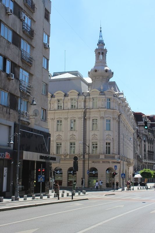 Grand Hotel Continental *****  an der Straße "Celea Victoriei" im Zentrum von Bukarest