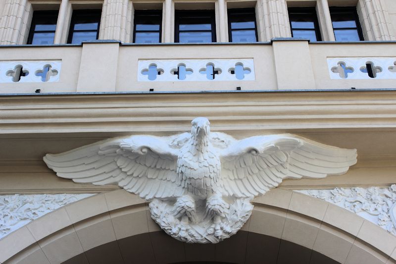 Iasi - Eingangsbereich des Kulturpalastes (Palatul Culturii)