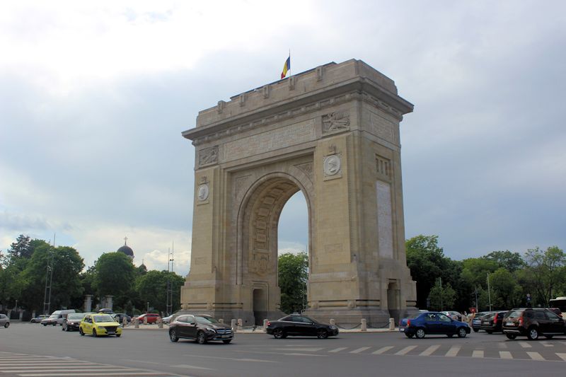 Triumphbogen (Bukarest) - Arcul de Triumf in Bukarest