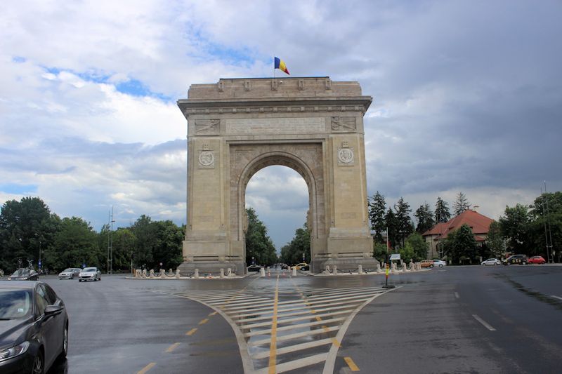 Triumphbogen (Bukarest) - Arcul de Triumf in Bukarest